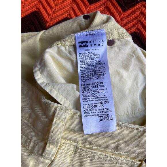 Wrangler x Billabong Butter Yellow Denim Cutoff Mini Shorts sz 29 - Picture 8 of 8